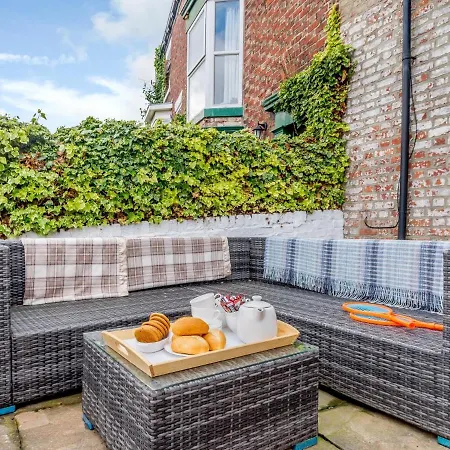 Holiday home 5 Bed In 79016
