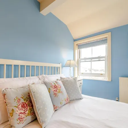 5 Bed In 79016 Holiday home