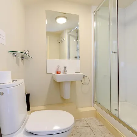 5 Bed In 79016 Holiday home
